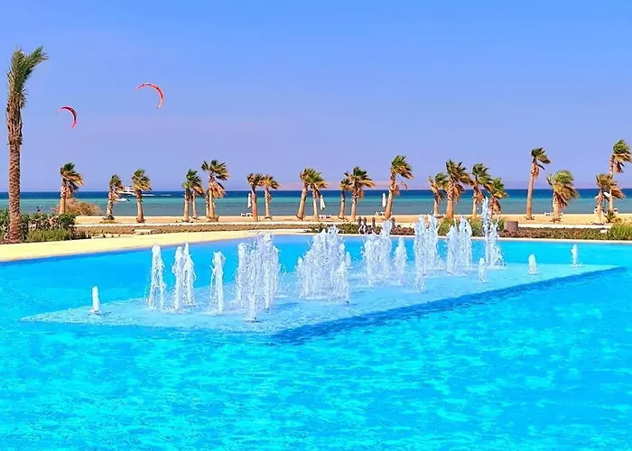 Daire Luxurious Sea View 2 Bedroom & Private Garden To The Pool At Mangroovy