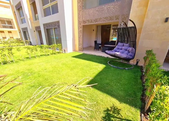 Luxurious Sea View 2 Bedroom & Private Garden To The Pool At Mangroovy Daire