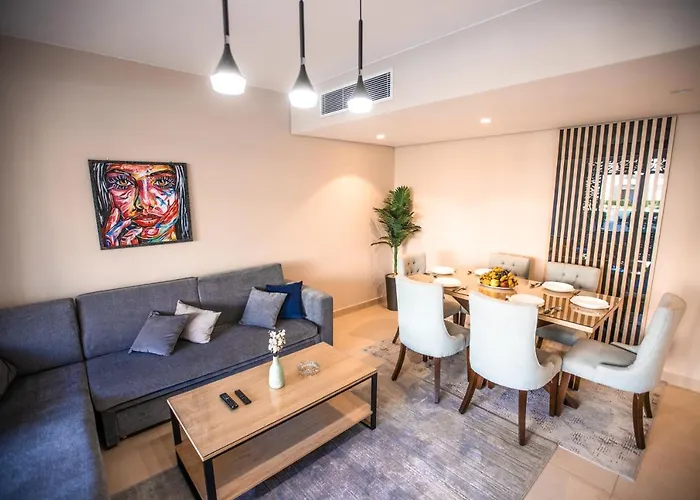 Daire Luxurious Sea View 2 Bedroom & Private Garden To The Pool At Mangroovy Hurgada